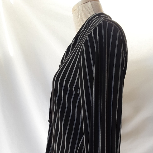 Studio Y Dress Shirt - Picture 4 of 5